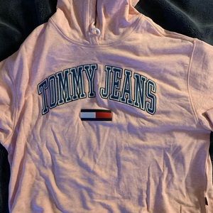 BRAND NEW Tommy Hilfiger sweatshirt